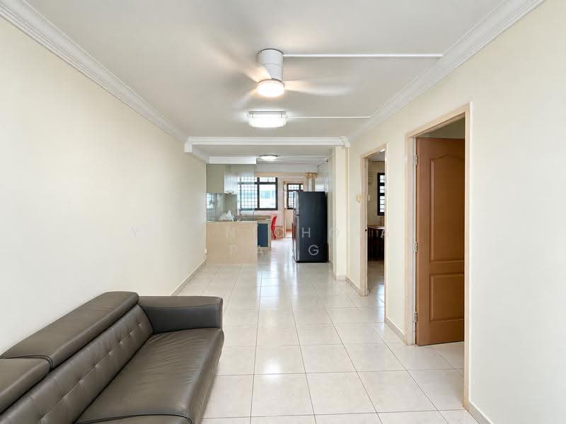 124 Lorong 1 Toa Payoh, 124 Lorong 1 Toa Payoh, Balestier / Toa Payoh, 3 Bedrooms, 722 sqft, HDB Flat For Sale, by Y C Nicholas Pang, 500129104 - Living Room - PropertyGuru.com.sg