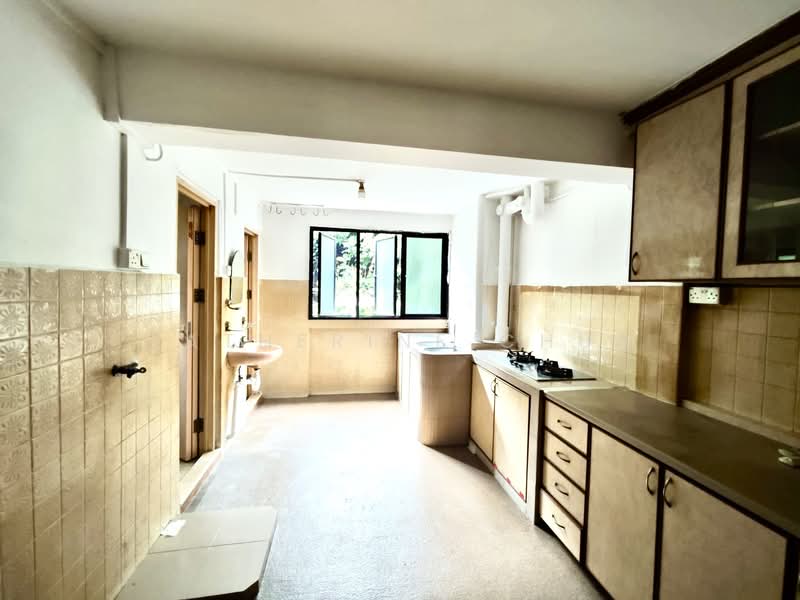 30 Telok Blangah Rise, 30 Telok Blangah Rise, 2 Bedrooms, 753 sqft, HDB Flat For Sale, by Catherine Chua, 500129121 - Kitchen - PropertyGuru.com.sg