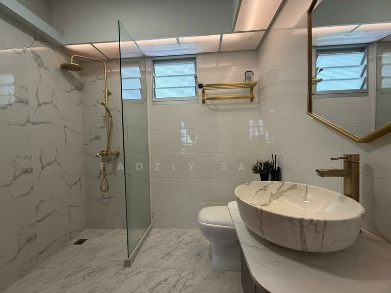 874D Tampines Street 85, 874D Tampines Street 85, 3 Bedrooms, 1,216 sqft, HDB Flat For Sale, by Fadzly Sani, 500129162 - Bathroom - PropertyGuru.com.sg