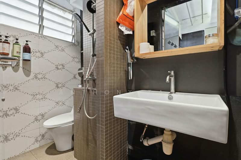 784 Yishun Avenue 2, 784 Yishun Avenue 2, 3 Bedrooms, 1,162 sqft, HDB Flat For Sale, by Anthony Tan, 500129163 - Bathroom - PropertyGuru.com.sg