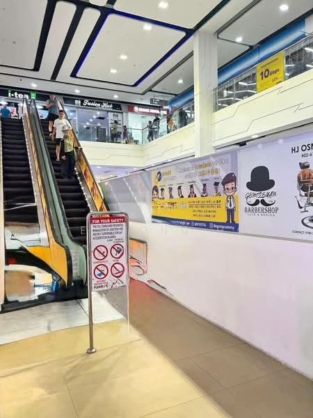 Junction Nine, Yishun Avenue 9, 581 sqft, Mall Shop For Sale, by Desmond Ho, 500129165 - CommercialGuru.com.sg