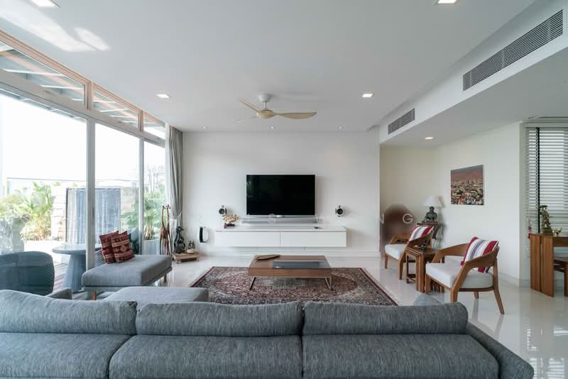 For Sale - RARE SINGLEFLOOR PLATE SUPER PENTHOUSE 3,046SQFT FOR SALE IN D15!