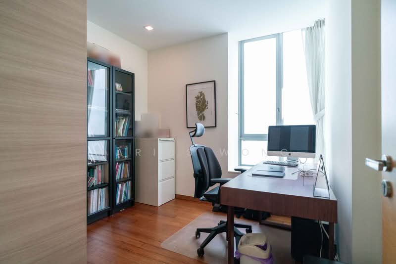 RARE SINGLEFLOOR PLATE SUPER PENTHOUSE 3,046SQFT FOR SALE IN D15!, , 4 Bedrooms, 3,046 sqft, Condominium For Sale, by Marius Wong, 500129166 - Study - PropertyGuru.com.sg