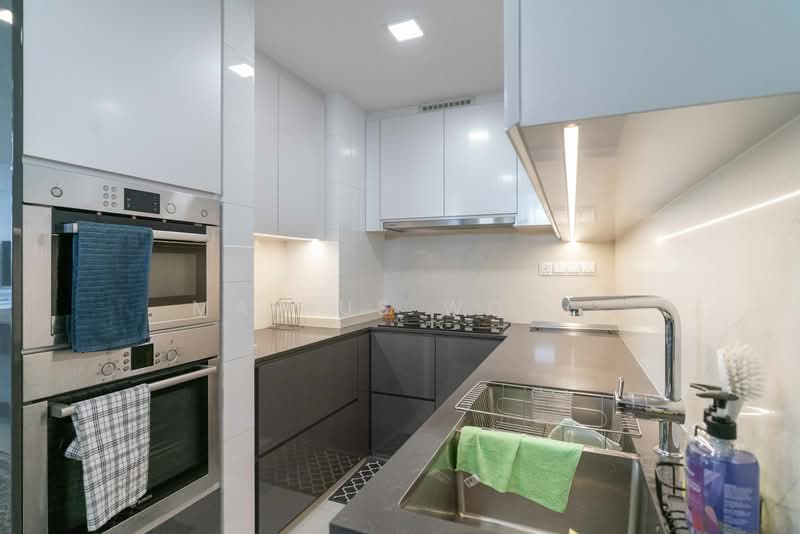 RARE SINGLEFLOOR PLATE SUPER PENTHOUSE 3,046SQFT FOR SALE IN D15!, , 4 Bedrooms, 3,046 sqft, Condominium For Sale, by Marius Wong, 500129166 - Kitchen - PropertyGuru.com.sg