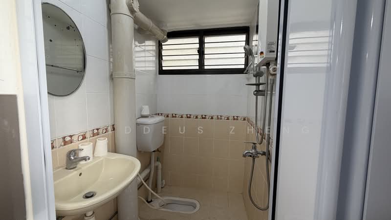 507 Ang Mo Kio Avenue 8, 507 Ang Mo Kio Avenue 8, 2 Bedrooms, 721 sqft, HDB Flat For Rent, by Thaddeus Zheng, 500129181 - Bathroom - PropertyGuru.com.sg