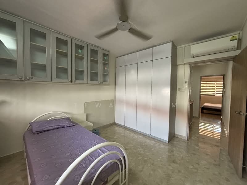 524 Bukit Batok Street 52, 524 Bukit Batok Street 52, 4 Bedrooms, 1,572 sqft, HDB Flat For Sale, by Stewart Lim, 500129189 - Bedroom - PropertyGuru.com.sg