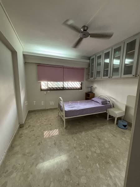524 Bukit Batok Street 52, 524 Bukit Batok Street 52, 4 Bedrooms, 1,572 sqft, HDB Flat For Sale, by Stewart Lim, 500129189 - Bedroom - PropertyGuru.com.sg