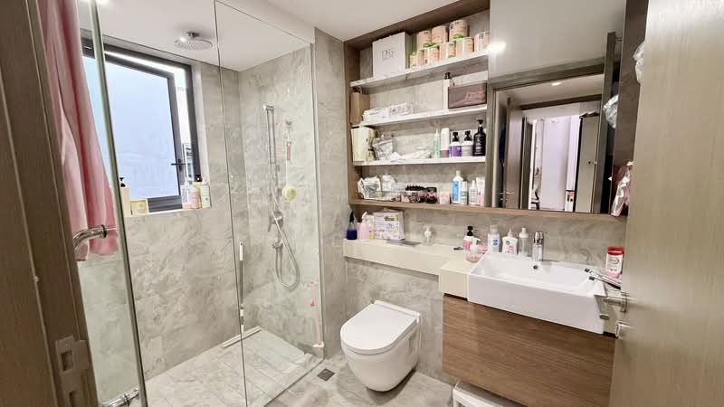 Affinity At Serangoon, 22 Serangoon North Avenue 1, 3 Bedrooms, 958 sqft, Condominium For Sale, by Steven Teo, 500129197 - Master Bathroom - PropertyGuru.com.sg