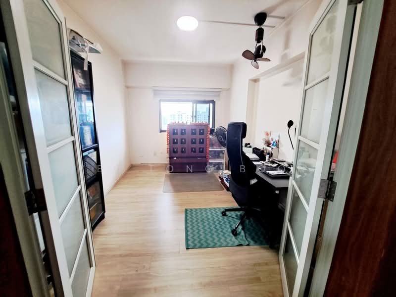 524 Woodlands Drive 14, 524 Woodlands Drive 14, 3 Bedrooms, 1,518 sqft, HDB Flat For Sale, by Yeo Tong Boon, 500129208 - Study - PropertyGuru.com.sg