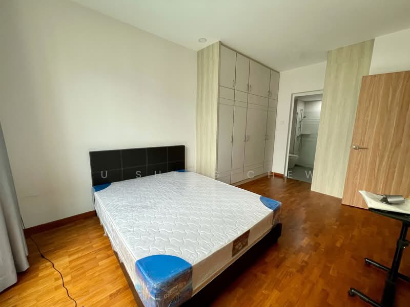 Yishun Emerald, 20 Canberra Drive, 2 Bedrooms, 1,023 sqft, Condominium For Sale, by Yu Sheng Chew, 500129218 - Bedroom - PropertyGuru.com.sg