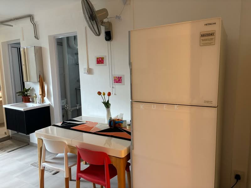 1 Ghim Moh Road, 1 Ghim Moh Road, Room Rental, 46 sqft, HDB Flat For Rent, by Stella Kuek, 500129221 - Big Fridge - PropertyGuru.com.sg
