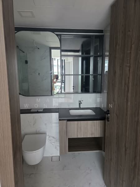 Sceneca Residence, Tanah Merah Kechil Link, 3 Bedrooms, 904 sqft, Condominium For Rent, by Marianne Wong Su Yin, 500129224 - Bathroom - PropertyGuru.com.sg