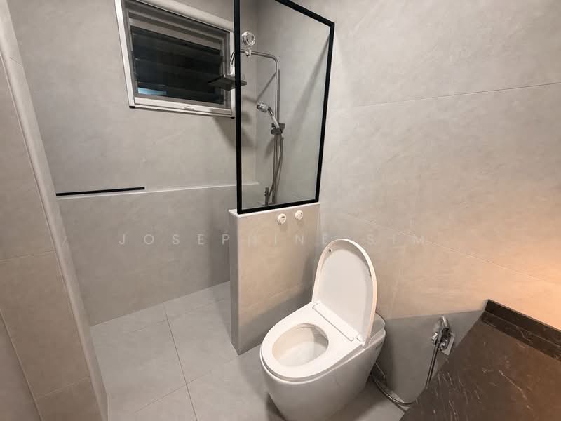 406B Fernvale Road, 406B Fernvale Road, 3 Bedrooms, 968 sqft, HDB Flat For Rent, by Josephine Sim, 500129227 - Bathroom - PropertyGuru.com.sg