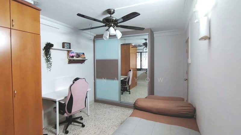 37 Bedok South Avenue 2, 37 Bedok South Avenue 2, 3 Bedrooms, 904 sqft, HDB Flat For Sale, by Diana Yow, 500129239 - Bedroom - PropertyGuru.com.sg