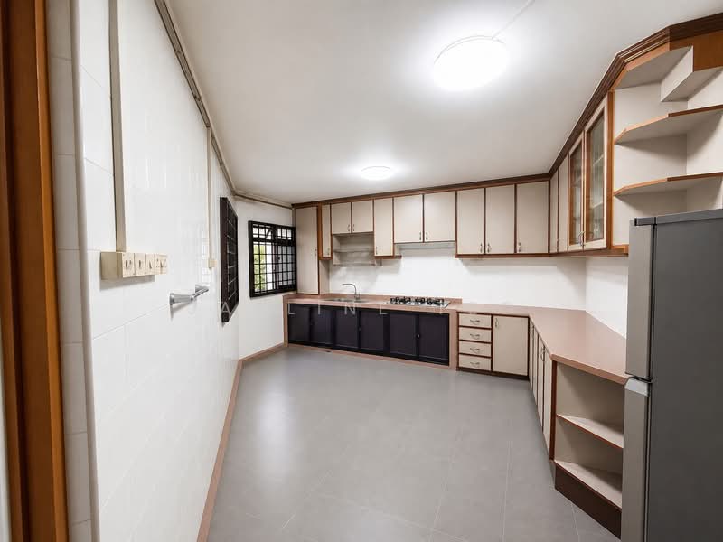 252 Compassvale Street, 252 Compassvale Street, 3 Bedrooms, 1,237 sqft, HDB Flat For Rent, by Jasline Teo, 500129244 - Kitchen - PropertyGuru.com.sg