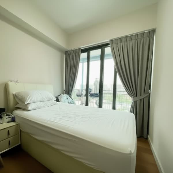 Kingsford Waterbay, 68 Upper Serangoon View, 4 Bedrooms, 1,249 sqft, Condominium For Sale, by Karina Soh, 500129269 - 1st Bedroom - PropertyGuru.com.sg