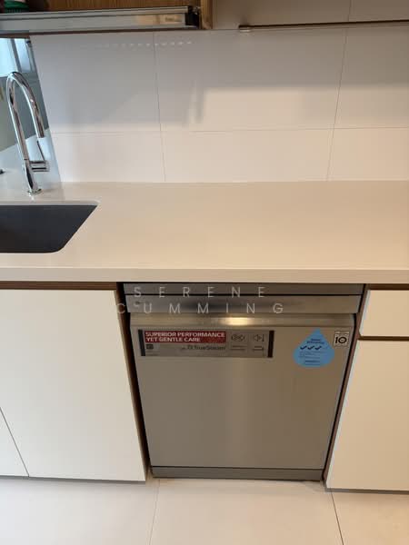 Tai Hwan Garden, 31 Tai Hwan Lane, 4 Bedrooms, 3,590 sqft, Corner Terrace For Rent, by Serene Cumming, 500129290 - Kitchen - PropertyGuru.com.sg