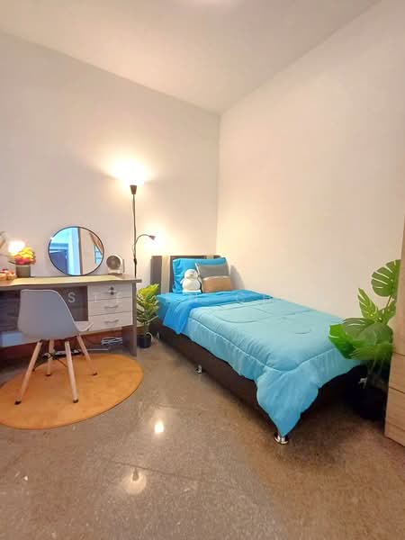 Parc Vista, 456 Corporation Road, Room Rental, 120 sqft, Condominium For Rent, by Steven Choo, 500129314 - Bedroom - PropertyGuru.com.sg