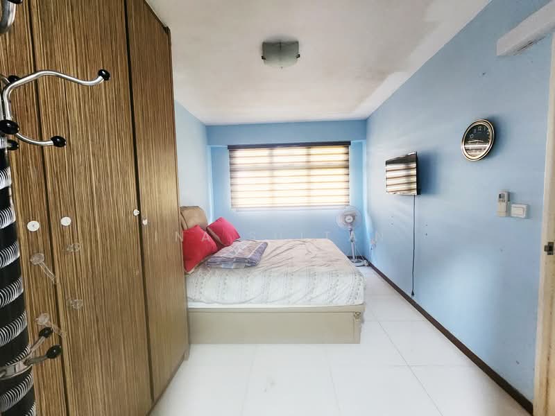 220B Sumang Lane, 220B Sumang Lane, 2 Bedrooms, 731 sqft, HDB Flat For Rent, by Ina Sultan, 500129320 - Bedroom - PropertyGuru.com.sg