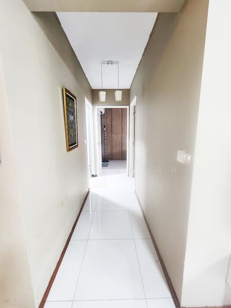 220B Sumang Lane, 220B Sumang Lane, 2 Bedrooms, 731 sqft, HDB Flat For Rent, by Ina Sultan, 500129320 - Corridor - PropertyGuru.com.sg