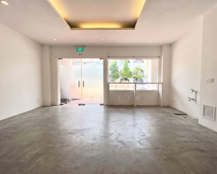 Takeaway Shop Along Chinatown, Upper Cross Street, Chinatown / Tanjong Pagar, 200 sqft, Other Retail For Rent, by Alan Lin, 500129326 - Interior - CommercialGuru.com.sg