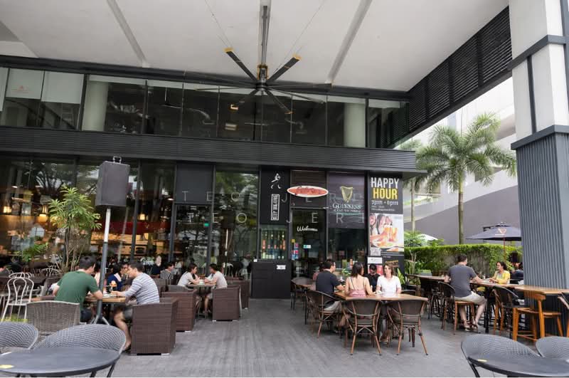 BreadTalk IHQ, , 535 sqft, Mall Shop For Rent, by Teo Jeri, 500129330 - Ground floor  - CommercialGuru.com.sg