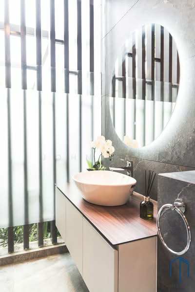 Paya Lebar Crescent, , 4 Bedrooms, 4,000 sqft, Corner Terrace For Sale, by John Lam, 500129336 - Bathroom - PropertyGuru.com.sg