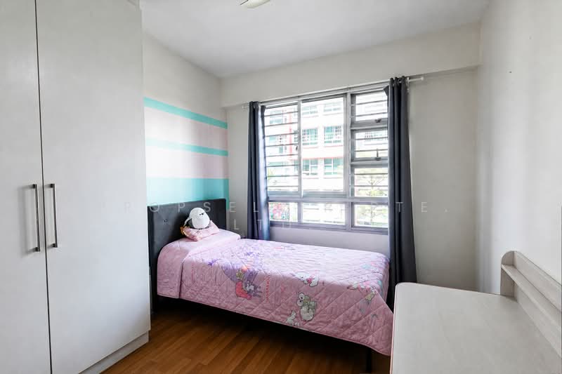 612D Punggol Drive, 612D Punggol Drive, 3 Bedrooms, 1,001 sqft, HDB Flat For Sale, by PROPSELLER PTE. LTD., 500129346 - Bedroom - PropertyGuru.com.sg