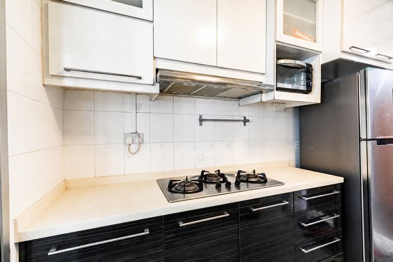 612D Punggol Drive, 612D Punggol Drive, 3 Bedrooms, 1,001 sqft, HDB Flat For Sale, by PROPSELLER PTE. LTD., 500129346 - Kitchen - PropertyGuru.com.sg