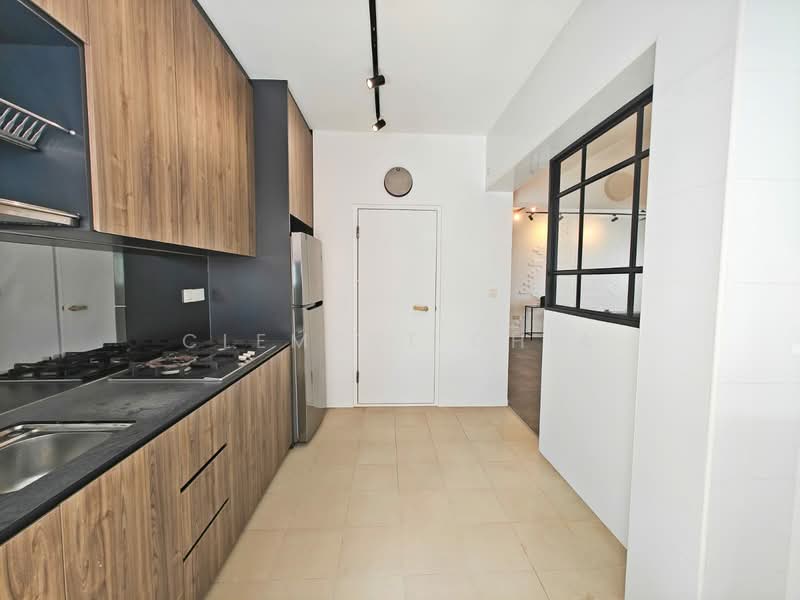 443B Bukit Batok West Avenue 8, 443B Bukit Batok West Avenue 8, 3 Bedrooms, 990 sqft, HDB Flat For Rent, by Clement Chia, 500129350 - Kitchen - PropertyGuru.com.sg