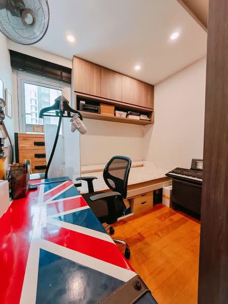 Eight Riversuites, 10 Whampoa East, 3 Bedrooms, 1,195 sqft, Condominium For Sale, by Andy Wee, 500129364 - Bedroom - PropertyGuru.com.sg