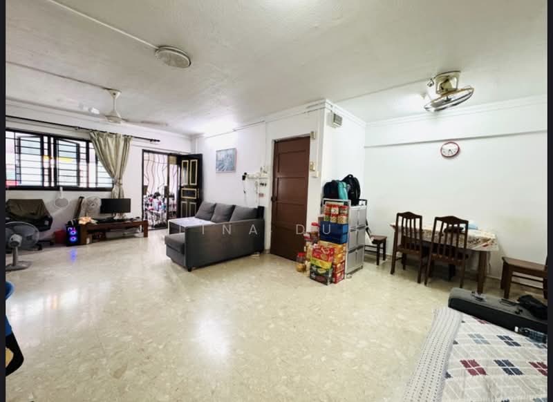 927 Tampines Street 91, 927 Tampines Street 91, 3 Bedrooms, 1,098 sqft, HDB Flat For Sale, by Lina Duh, 500129367 - Living Room - PropertyGuru.com.sg