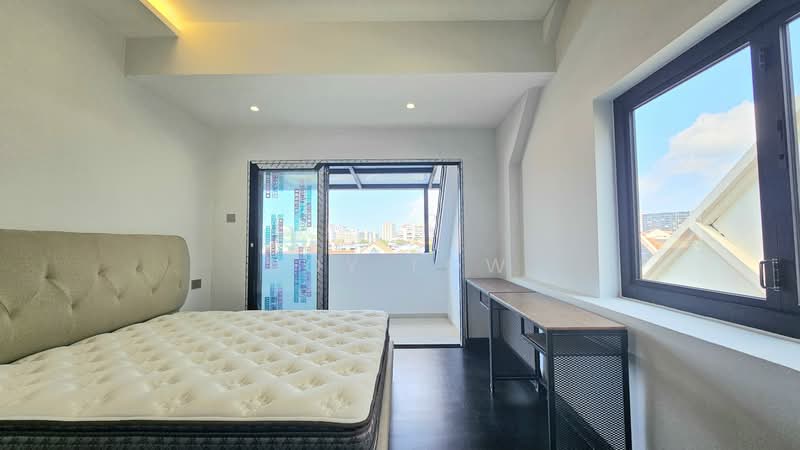 $950psf Corner Terrace -7bed 5bath -D16 East Coast Bedok- Sunset -10min Tanah Merah MRT - 3min Bus, , 7 Bedrooms, 3,800 sqft, Corner Terrace For Sale, by Roy Low, 500129378 - Bedroom - PropertyGuru.com.sg