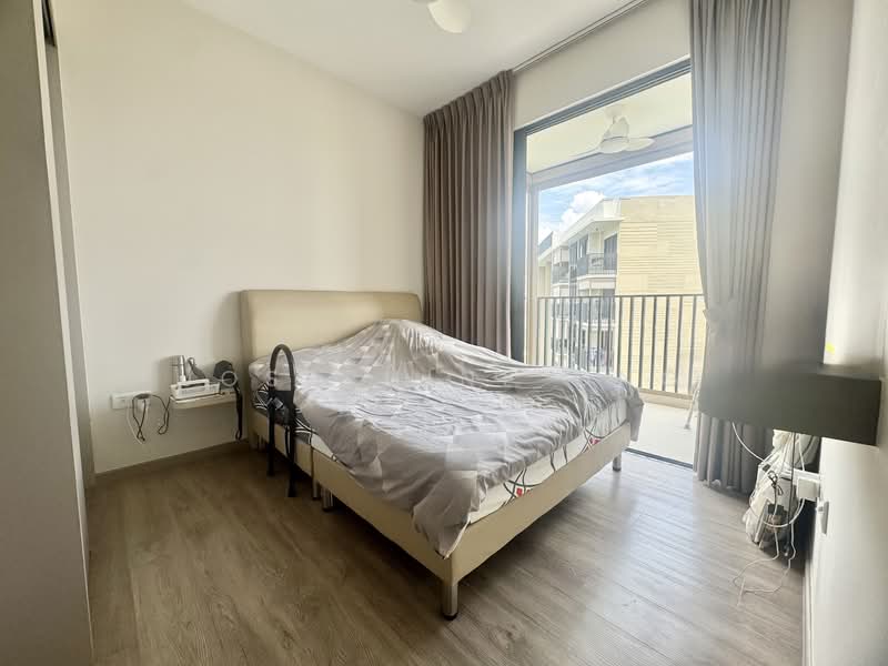 Sengkang Grand Residences, 82 Compassvale Bow, 3 Bedrooms, 1,012 sqft, Condominium For Sale, by Josephine Ong, 500129389 - Bedroom - PropertyGuru.com.sg