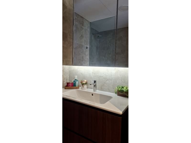 Artra, 10 Alexandra View, 3 Bedrooms, 1,044 sqft, Condominium For Rent, by Joan Ow, 500129392 - Bathroom - PropertyGuru.com.sg