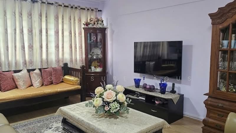 324 Hougang Avenue 5, 324 Hougang Avenue 5, Room Rental, 120 sqft, HDB Flat For Rent, by Roza Sure Bagus, 500129397 - Living Room - PropertyGuru.com.sg