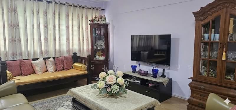324 Hougang Avenue 5, 324 Hougang Avenue 5, Room Rental, 120 sqft, HDB Flat For Rent, by Roza Sure Bagus, 500129397 - Living Room - PropertyGuru.com.sg