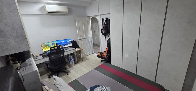 164 Bukit Batok Street 11, 164 Bukit Batok Street 11, 2 Bedrooms, 786 sqft, HDB Flat For Sale, by Jenny Wong, 500129401 - Bedroom - PropertyGuru.com.sg