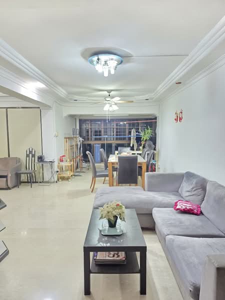 525 Jelapang Road, 525 Jelapang Road, 4 Bedrooms, 1,614 sqft, HDB Flat For Rent, by Jayden Toh, 500129411 - Living Room - PropertyGuru.com.sg