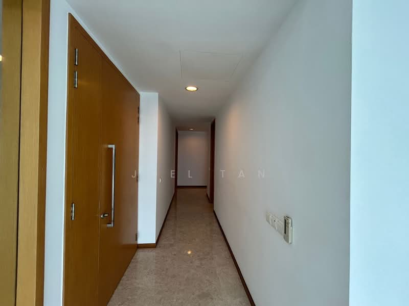 Marina Bay Residences, 18 Marina Boulevard, 4 Bedrooms, 2,368 sqft, Condominium For Rent, by Joel Tan, 500129423 - Corridor - PropertyGuru.com.sg