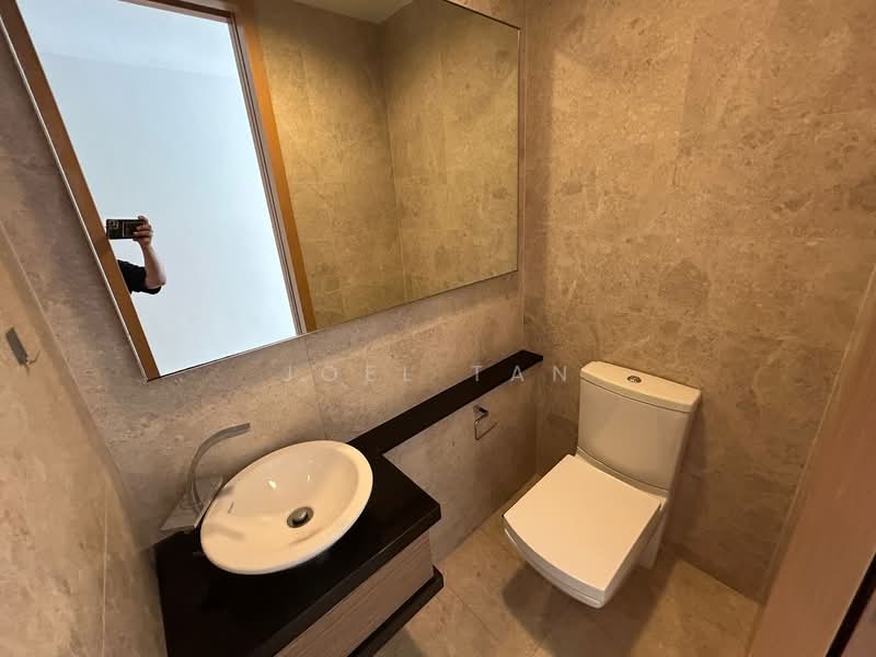 Marina Bay Residences, 18 Marina Boulevard, 4 Bedrooms, 2,368 sqft, Condominium For Rent, by Joel Tan, 500129423 - Bathroom - PropertyGuru.com.sg