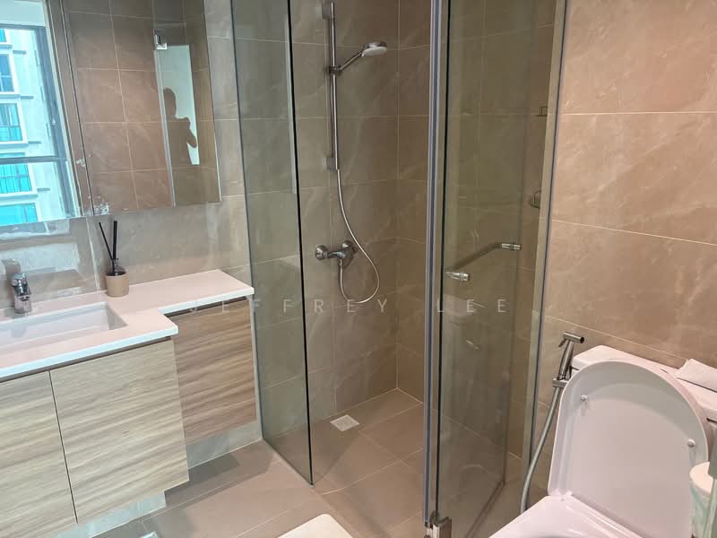 Treasure at Tampines, 55 Tampines Lane, 2 Bedrooms, 678 sqft, Condominium For Rent, by Jeffrey Lee, 500129426 - Bathroom - PropertyGuru.com.sg