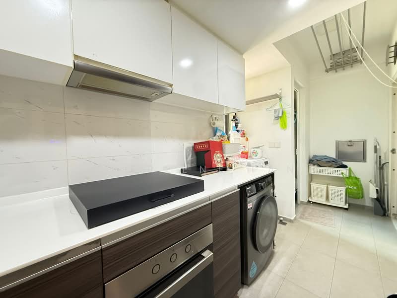 The Terrace, 88 Edgedale Plains, 3 Bedrooms, 1,076 sqft, Executive Condominium For Sale, by Cherlene Tan, 500129429 - Kitchen - PropertyGuru.com.sg
