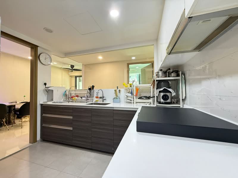 The Terrace, 88 Edgedale Plains, 3 Bedrooms, 1,076 sqft, Executive Condominium For Sale, by Cherlene Tan, 500129429 - Kitchen - PropertyGuru.com.sg