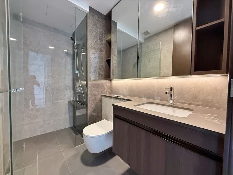Tembusu Grand, 96 Jalan Tembusu, 2 Bedrooms, 667 sqft, Condominium For Sale, by Finn Lim 林毅桀, 500129452 - Bathroom - PropertyGuru.com.sg