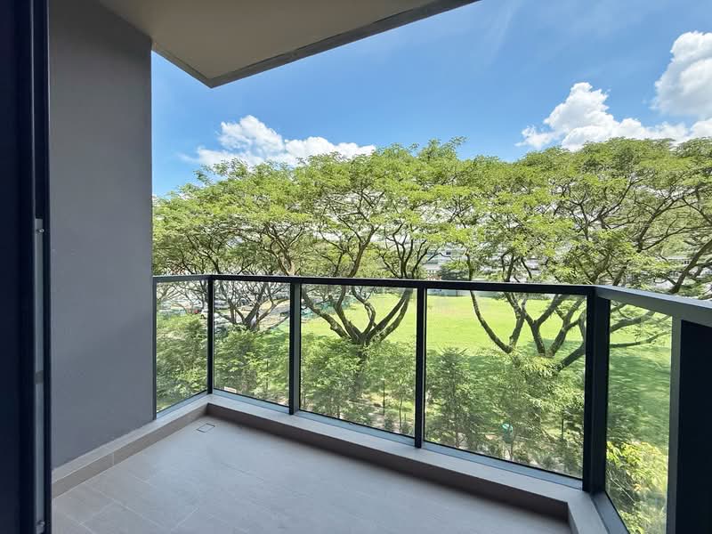 Tembusu Grand, 96 Jalan Tembusu, 2 Bedrooms, 667 sqft, Condominium For Sale, by Finn Lim 林毅桀, 500129452 - Balcony - PropertyGuru.com.sg