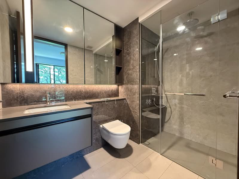 Tembusu Grand, 96 Jalan Tembusu, 2 Bedrooms, 667 sqft, Condominium For Sale, by Finn Lim 林毅桀, 500129452 - Bathroom - PropertyGuru.com.sg
