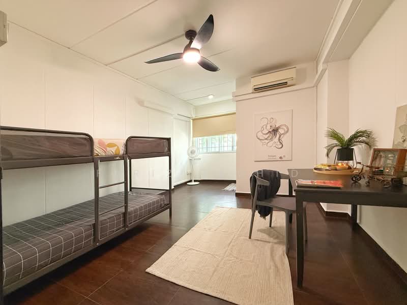 411 Yishun Ring Road, 411 Yishun Ring Road, 4 Bedrooms, 1,130 sqft, HDB Flat For Sale, by Fariz Rashid, 500129464 - Master Bedroom - PropertyGuru.com.sg