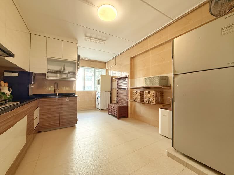 411 Yishun Ring Road, 411 Yishun Ring Road, 4 Bedrooms, 1,130 sqft, HDB Flat For Sale, by Fariz Rashid, 500129464 - Kitchen - PropertyGuru.com.sg