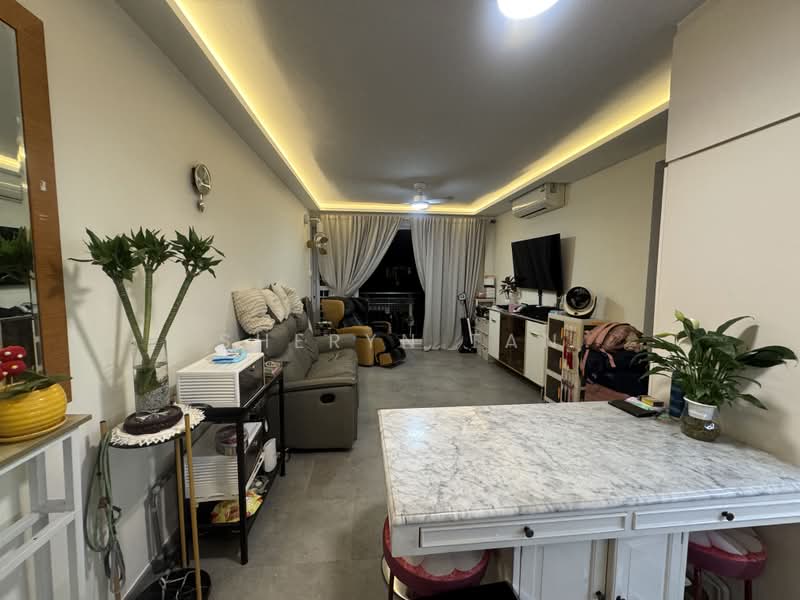 The Esparis, 9B Pasir Ris Drive 4, 4 Bedrooms, 1,184 sqft, Condominium For Sale, by Sheryn Tan, 500129466 - Living Room - PropertyGuru.com.sg